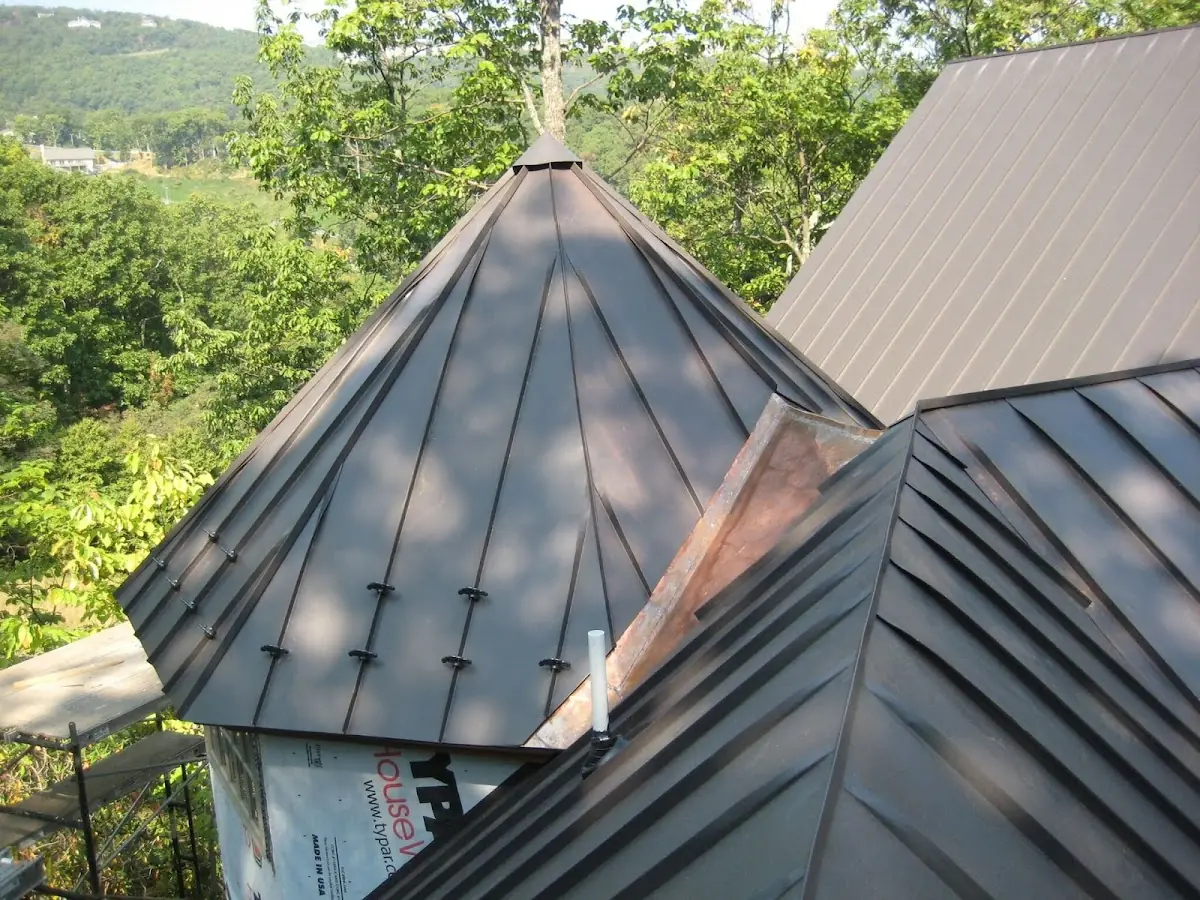 Professional Roof Tarp Installation by Craftsman Roofing in Hidden Lakes